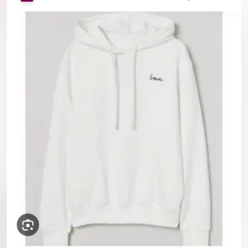 H&M White Love Hoodie Juniors Sweater Size Small - Picture 2 of 3